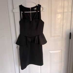 Guess fitted black dress
